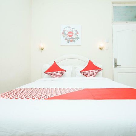 Mojokerto Classic Homestay מראה חיצוני תמונה