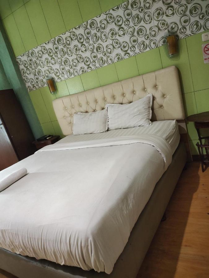 Mojokerto Classic Homestay מראה חיצוני תמונה