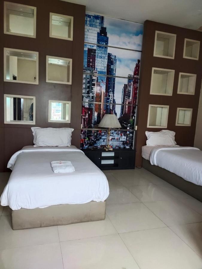 Mojokerto Classic Homestay מראה חיצוני תמונה