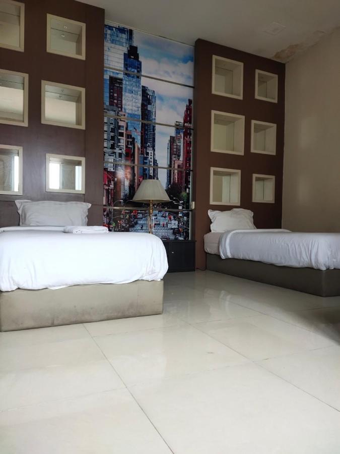 Mojokerto Classic Homestay מראה חיצוני תמונה